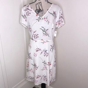 NWT Summer Dress Off White Knee Length
